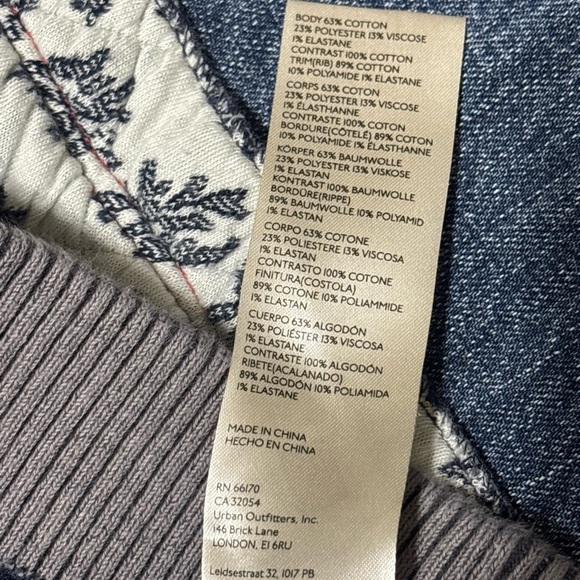 🔥🔥🔥Free People Denim and Gray Floral Jean Jacket Size: XS/S - Picture 9 of 9